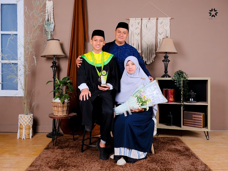 Rizki Laundry & Fotocopy: Jadi Teman Setia Warga Cilacap
